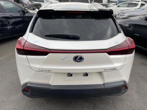 2021 Lexus Ux image 1