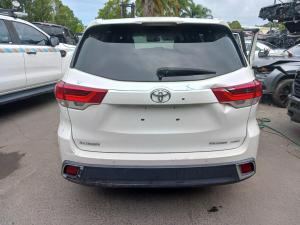 2017 Toyota Kluger GSU50/GSU55 image 1