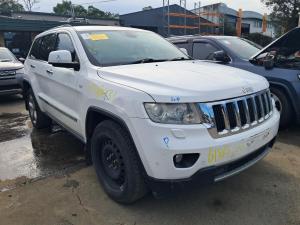 2013 Jeep Grand Cherokee WK image 1