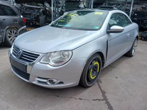 2010 Volkswagen Eos 1F image 1