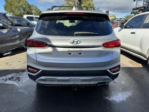 2019 Hyundai Santa Fe TM image 1
