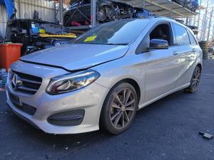 2016 Mercedes Benz B Class W246 image 1