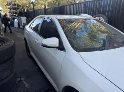 2014 Toyota Camry image 1