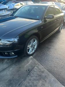 2012 Audi A4 2.7L V6 DIESEL image 1