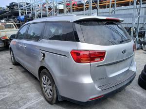 2018 Kia Carnival YP image 1