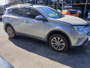 2018 Toyota Rav4 XA40 image 1