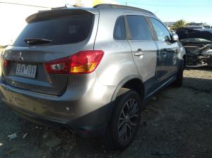 2017 Mitsubishi Asx XA -XD image 1