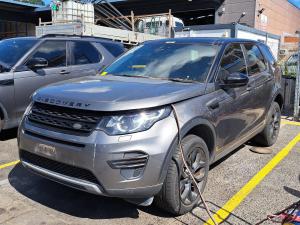2018 Land Rover Discovery Sport image 1