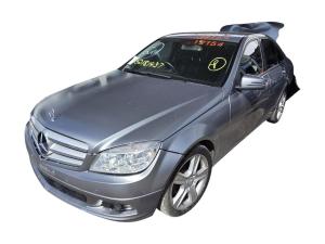 2011 Mercedes Benz C220 W204 C200 CGI CLASSIC image 1