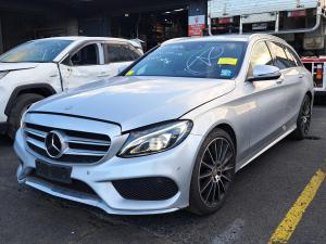 2016 Mercedes Benz C Class S205 image 1