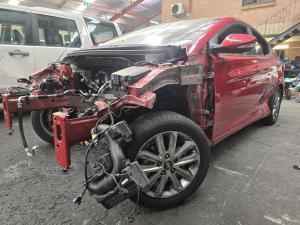 2015 Hyundai Elantra 1.8L G4NB AUTO 6SPD FWD SE image 1