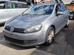 2010 Volkswagen Golf A6 image 1