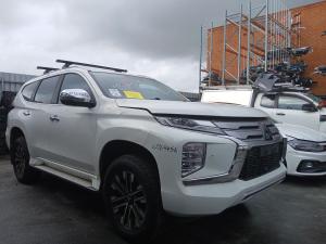 2021 Mitsubishi Pajero Sport QE image 1