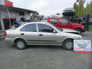 2004 Nissan Pulsar N16 image 1