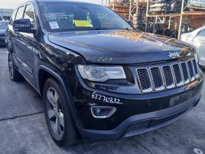 2015 Jeep Grand Cherokee WK image 1