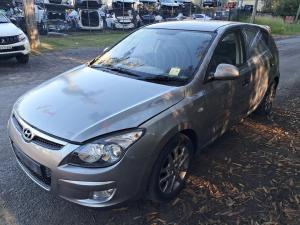 2011 Hyundai I30 image 1