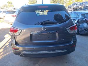 2017 Nissan Pathfinder R52 image 1
