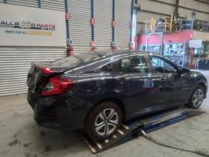 2017 Honda Civic image 1