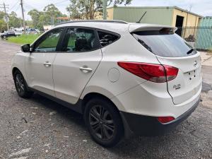 2014 Hyundai image 1