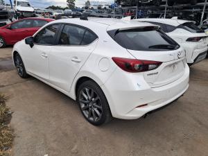 2017 Mazda Mazda3 BN image 1