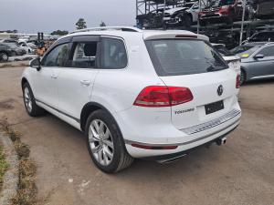 2016 Volkswagen Touareg 7P image 1