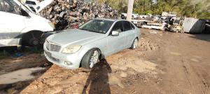 2008 Mercedes Benz C220 image 1