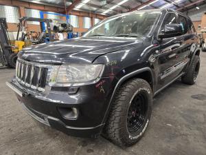 2011 Jeep Grand Cherokee 3.6L AUTO 5SPD AWD LAREDO WK image 1