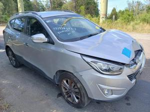 2013 Hyundai image 1