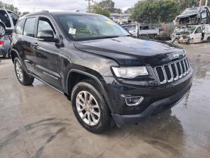 2015 Jeep Grand Cherokee WK image 1