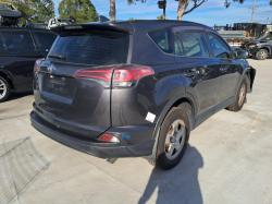 2016 Toyota Rav4 ZSA42R image 1
