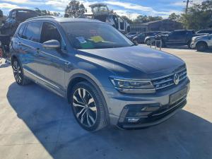 2018 Volkswagen Tiguan 5NA image 1