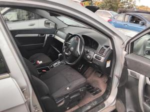 2017 Holden Captiva CG image 1