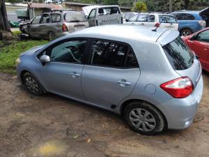 2010 Toyota Corolla ZRE152R image 1