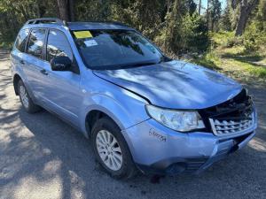 2011 Subaru Forester image 1
