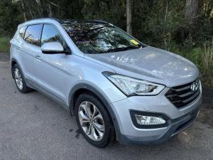 2014 Hyundai Santa Fe image 1