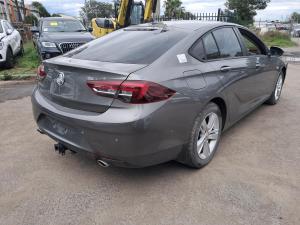 2019 Holden Commodore ZB image 1