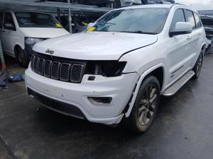 2017 Jeep Grand Cherokee WK image 1