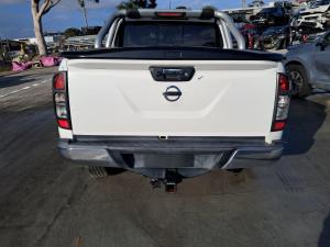 2018 Nissan Navara NP300 image 1