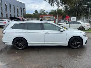 2022 Volkswagen Passat B8 image 1