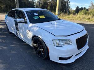 2021 Chrysler 300c image 1