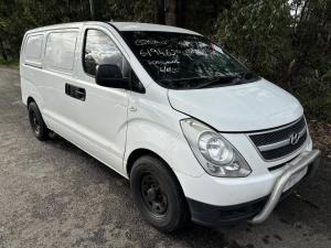 2013 Hyundai image 1
