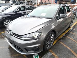 2017 Volkswagen Golf A7 image 1