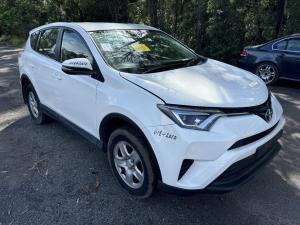 2016 Toyota Rav4 image 1