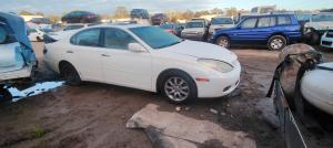 2004 Lexus Es300 image 1