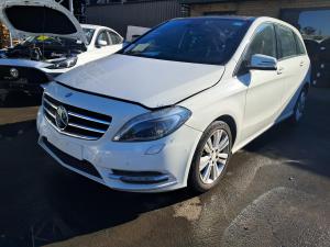 2012 Mercedes Benz B Class W246 image 1