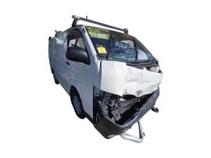 2012 Toyota Hiace TRH201R image 1