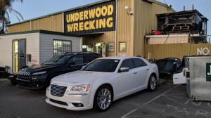 2013 Chrysler 300c C LUXURY image 1