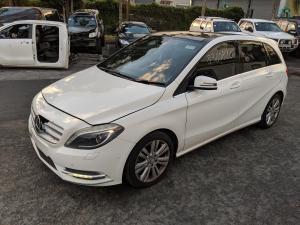 2012 Mercedes Benz B-class B 200 BLUEEFFICIENCY image 1