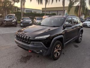 2014 Jeep Cherokee TRAILHAWK 4X4 image 1