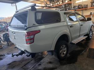 2017 Mitsubishi Triton MQ-MR image 1